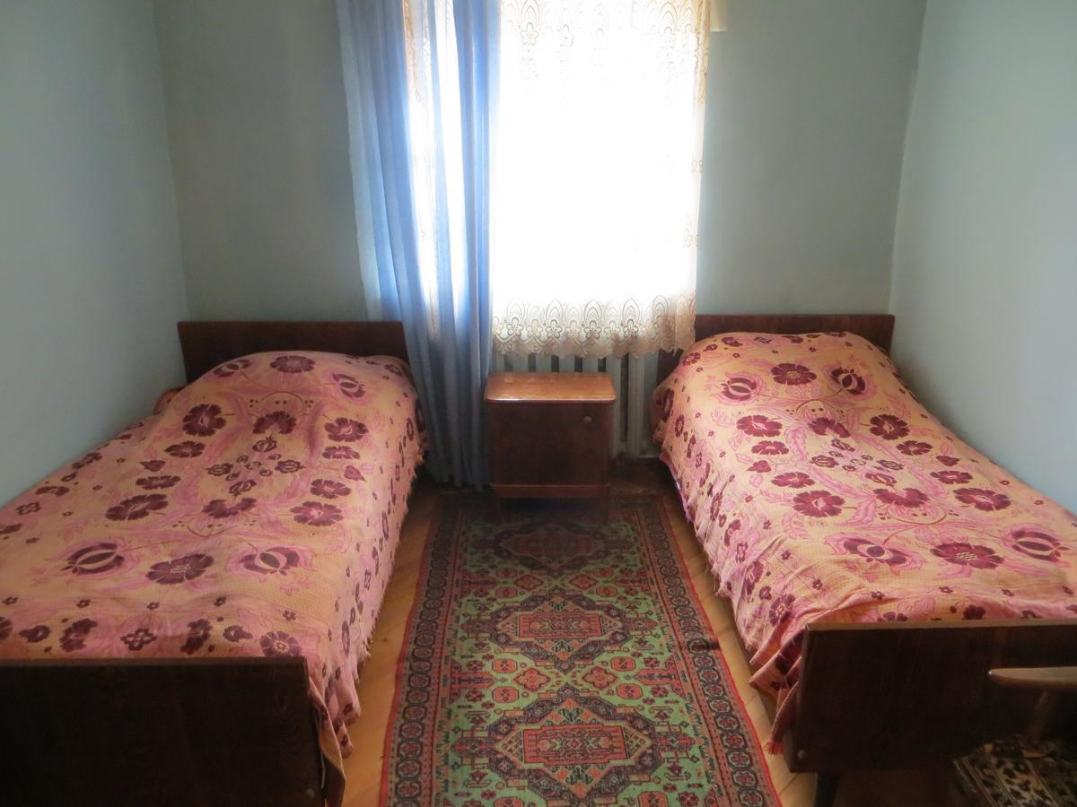 Marina Chartolani's guest house Mestia Esterno foto